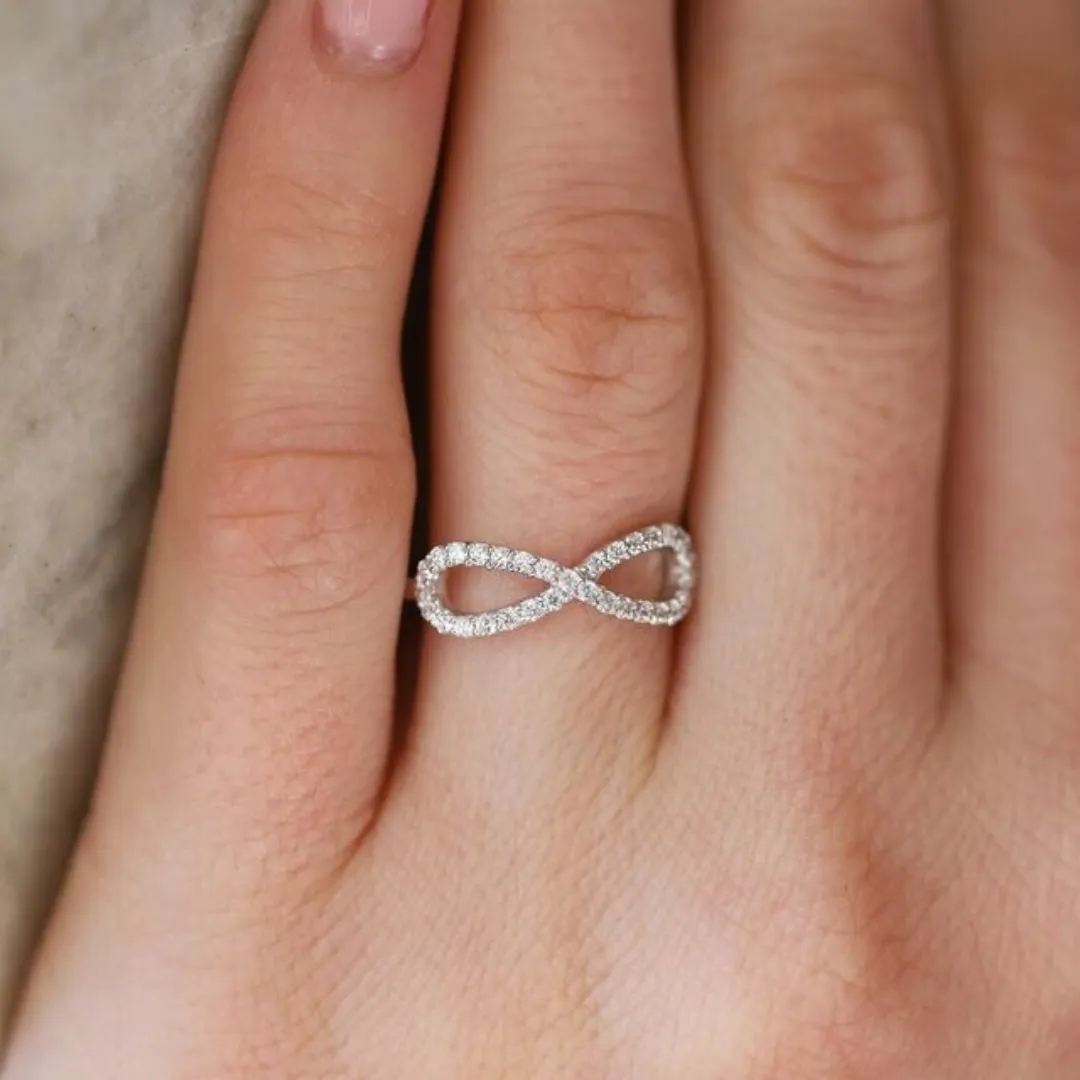 /public/photos/live/Endless Love Moissanite Diamond Infinity Ring 703 (2).webp